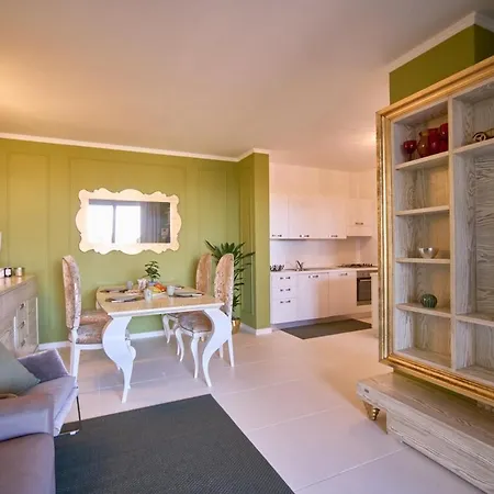 Lakefront Retreat Daire *