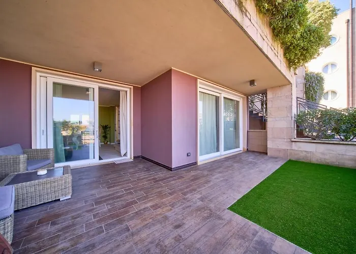 Lakefront Retreat Peschiera del Garda