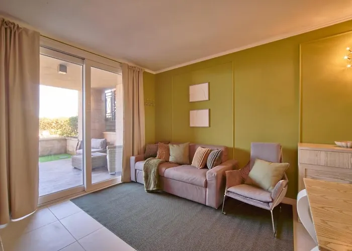 Lakefront Retreat Apartment Peschiera del Garda